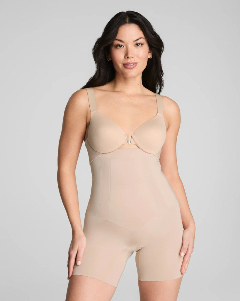 SPANX Sculpt Encore High-Waisted Mid-Thigh Short