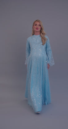  Maternity Luminescent Gown